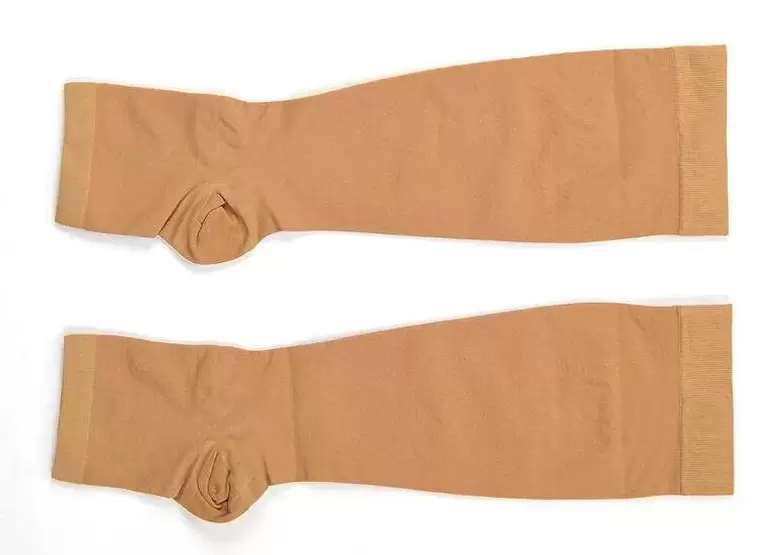 Žinomo Azijos gamintojo kompresinių kojinių, skirtų sergantiems varikoze, pavyzdys